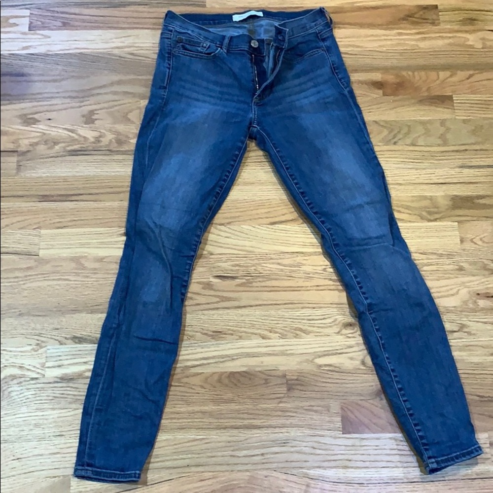 GAP 29L True Skinny medium wash denim jeans